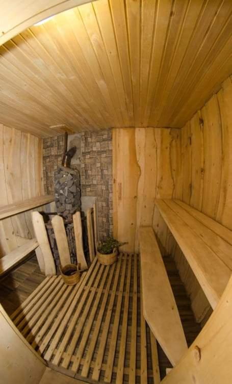 Gostynnyi Dvir U Marichky Hotel Lazeshchyna Ngoại thất bức ảnh