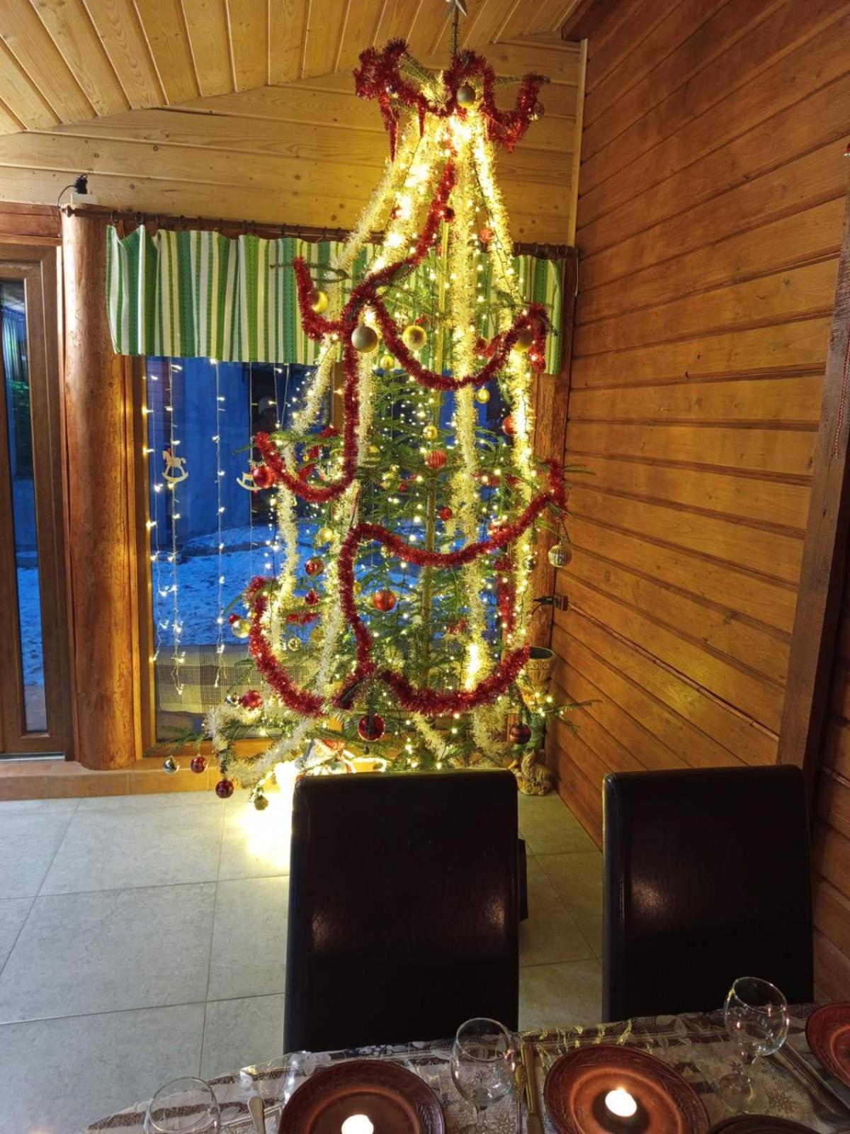 Gostynnyi Dvir U Marichky Hotel Lazeshchyna Ngoại thất bức ảnh
